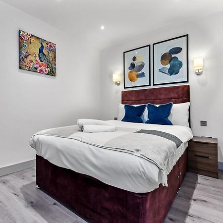 Amazing 2 Bedroom Apartment In Greater ลอนดอน ภายนอก รูปภาพ